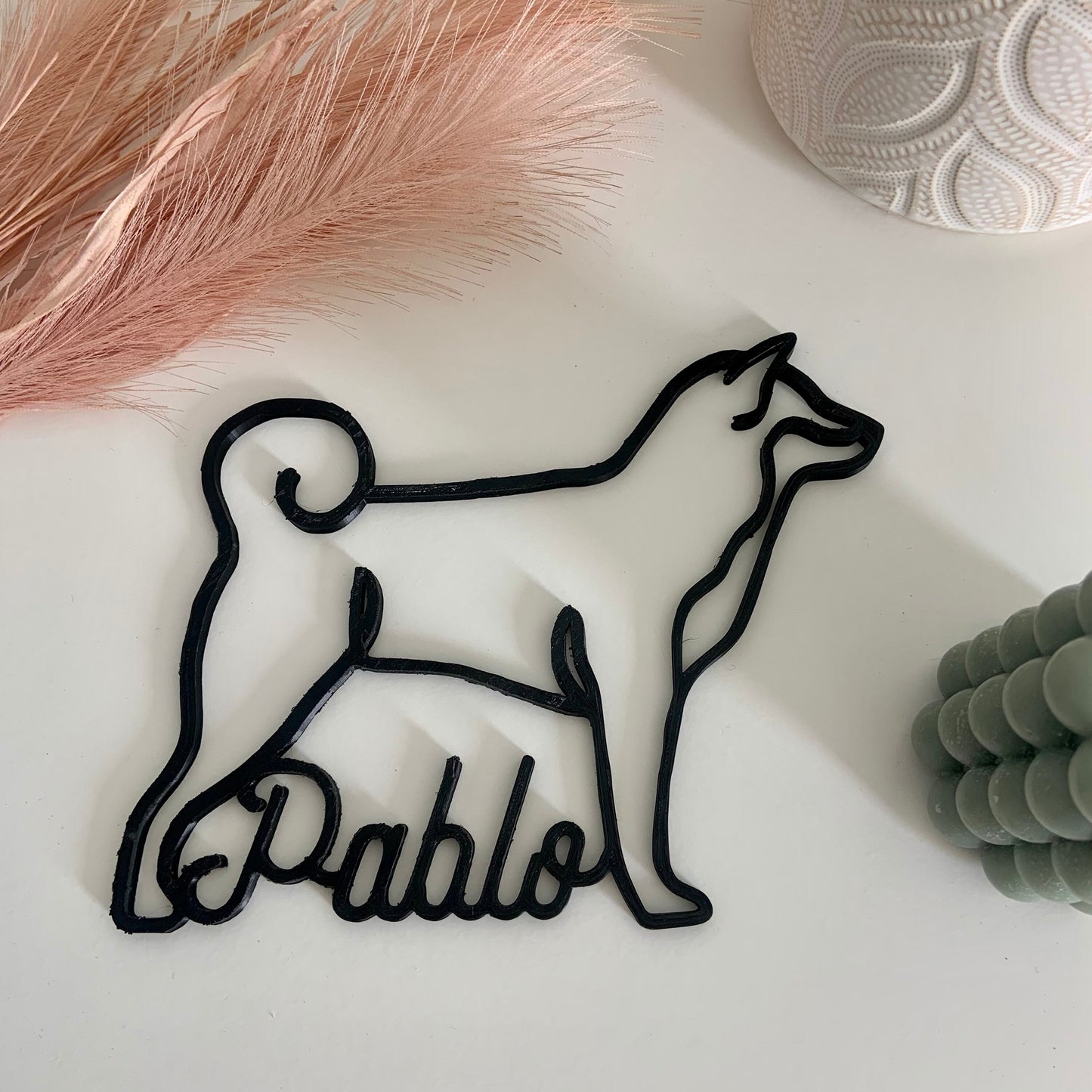 Silhouette Shiba Inu personnalisée – Décoration murale pour chien avec prénom