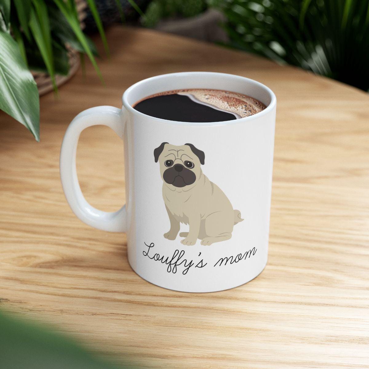 tasse carlin à personnaliser cadeau pug pour les dog mom texte personnalisé tasse avec illustration de chien mug personnalisé