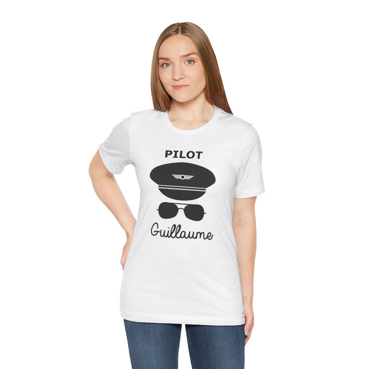 T-shirt Pilote d’Avion Personnalisable – Couleurs et Texte au Choix – Cadeau Idéal pour Pilote ou Passionné d’Aviation