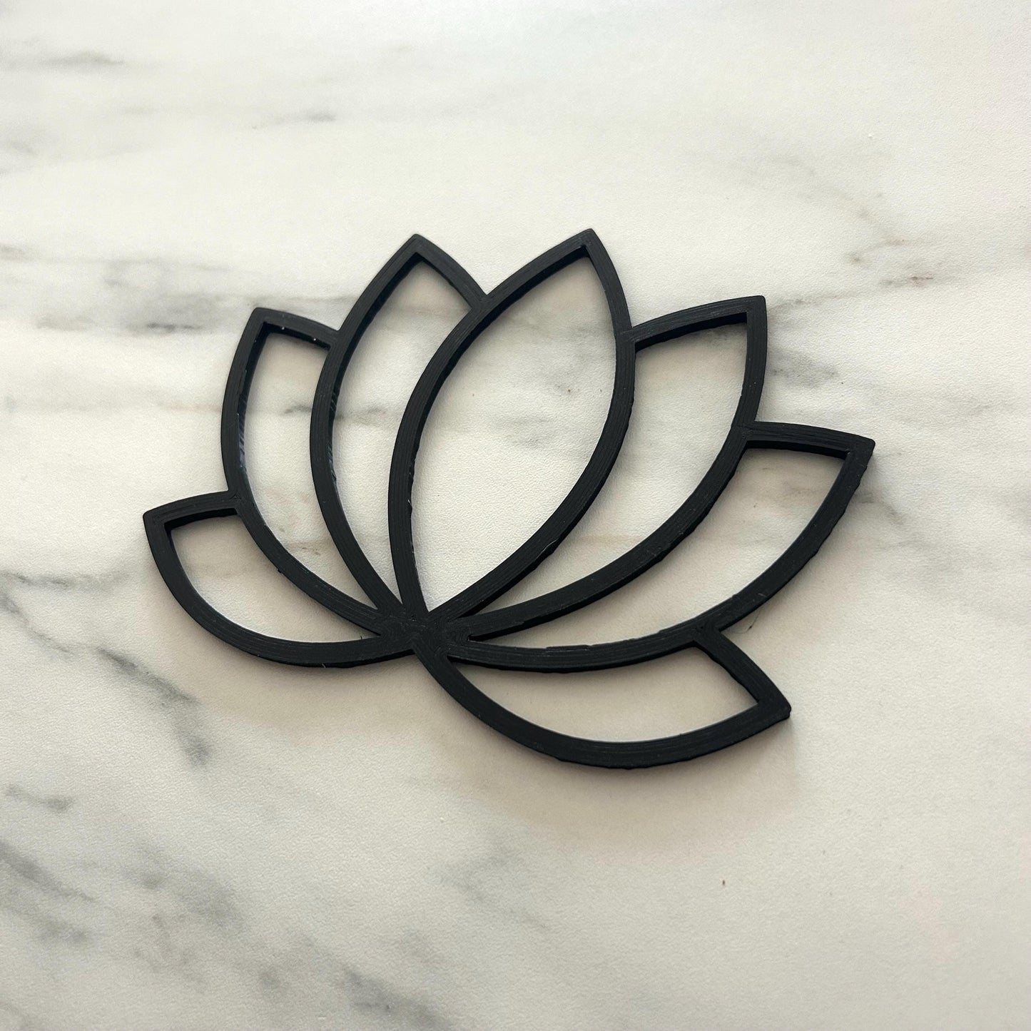 Décoration murale unique fleur de lotus, enseigne murale thème yoga déco symbole zen panneau géométrique pour salon tendance