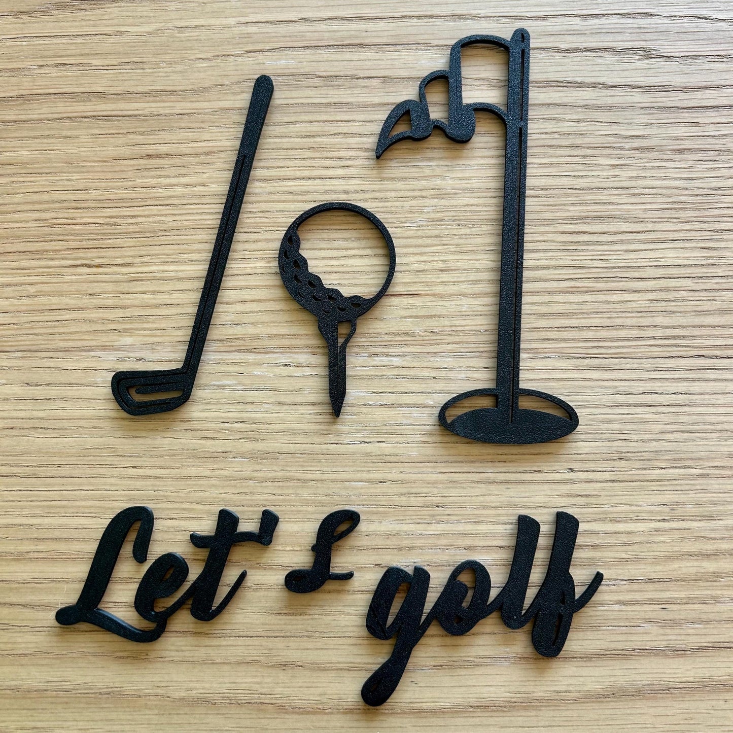 Décoration Murale “Let’s Golf” – Art mural Golf Moderne – Cadeau Original pour Golfeur – Club, Balle & Drapeau en Silhouette Noir