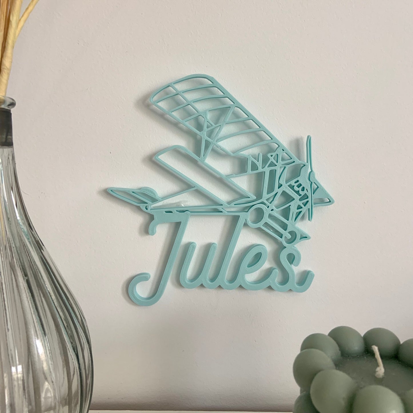Décoration Murale Avion Vintage Personnalisable pour Chambre Bébé – Prénom en 3D