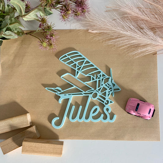 Décoration Murale Avion Vintage Personnalisable pour Chambre Bébé – Prénom en 3D