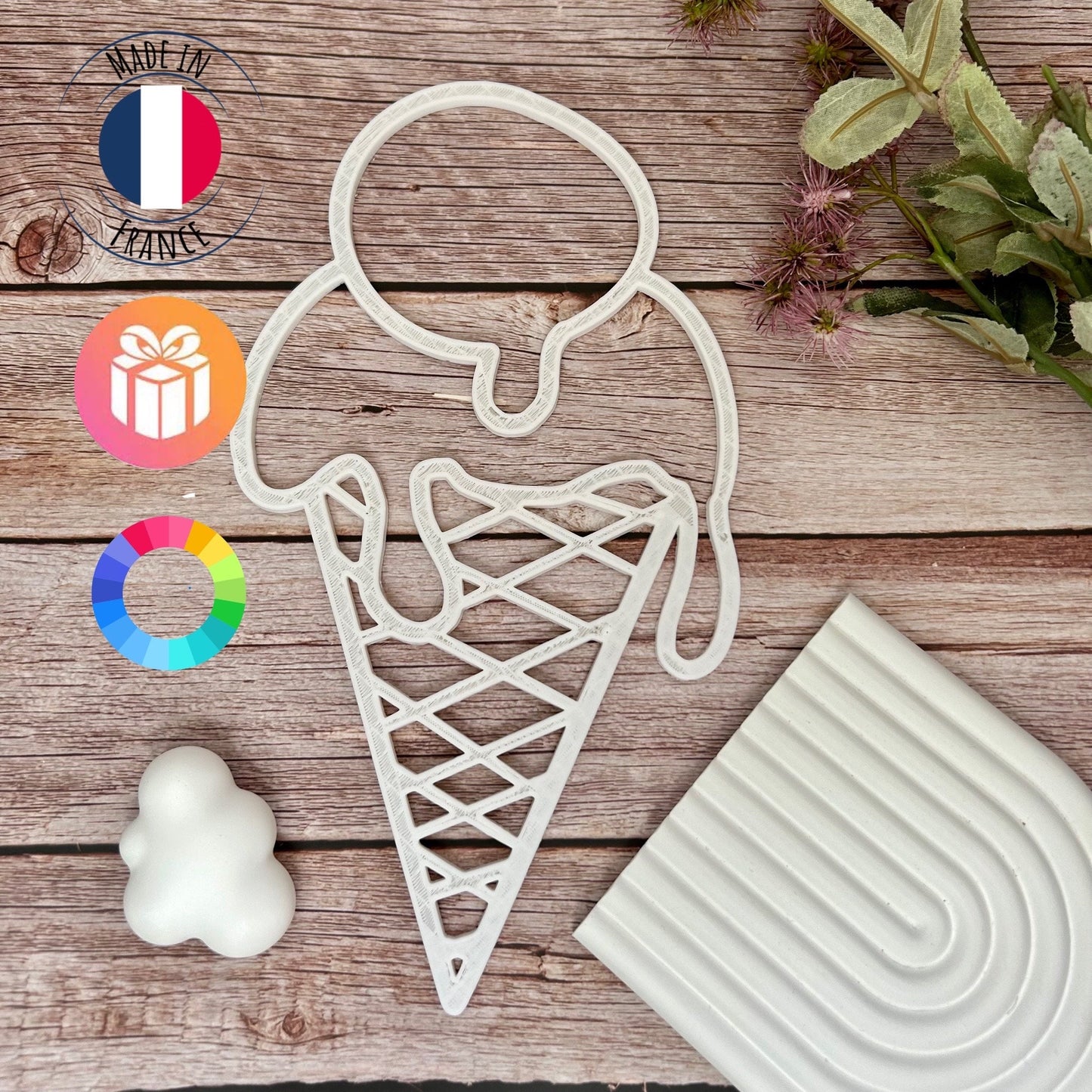 Cornet de glace personnalisé – Décoration murale pour chambre bébé avec prénom ou mot à accrocher