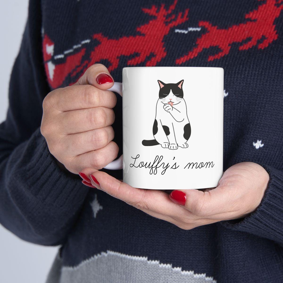 tasse chat noir et blanc à personnaliser cadeau chat pour les cat mom texte personnalisé tasse avec illustration de chat mug personnalisé