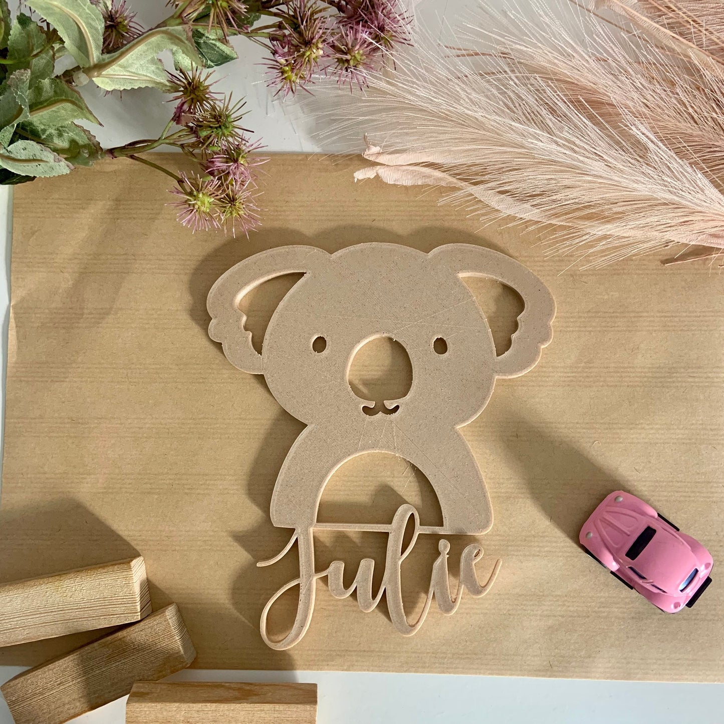 Prénom porte chambre bébé Koala pour décoration chambre enfant plaque avec prénom pour idée cadeau style animaux cadeau bebe personnalisable