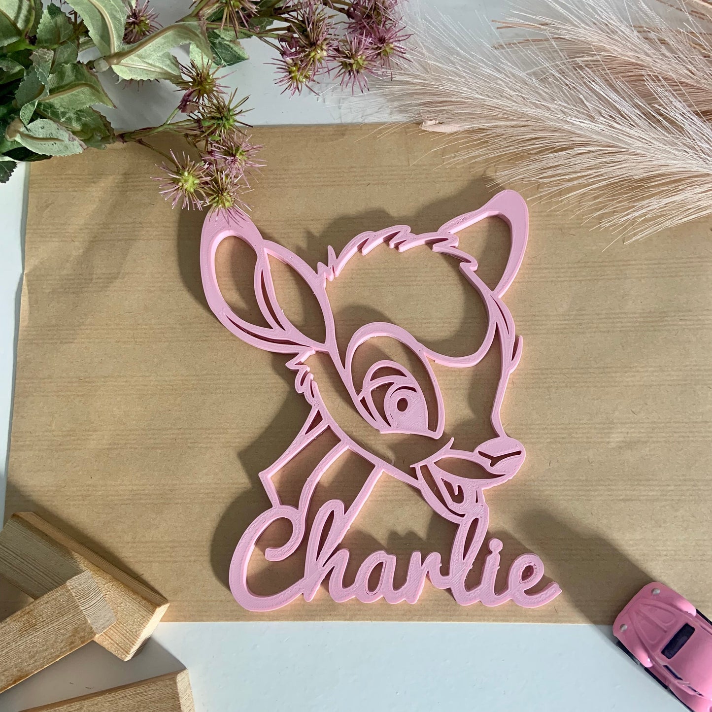 Plaque de porte pour chambre enfant ou bébé Prénom Faon biche personnalisable pour décoration ou objet chambre d’enfant