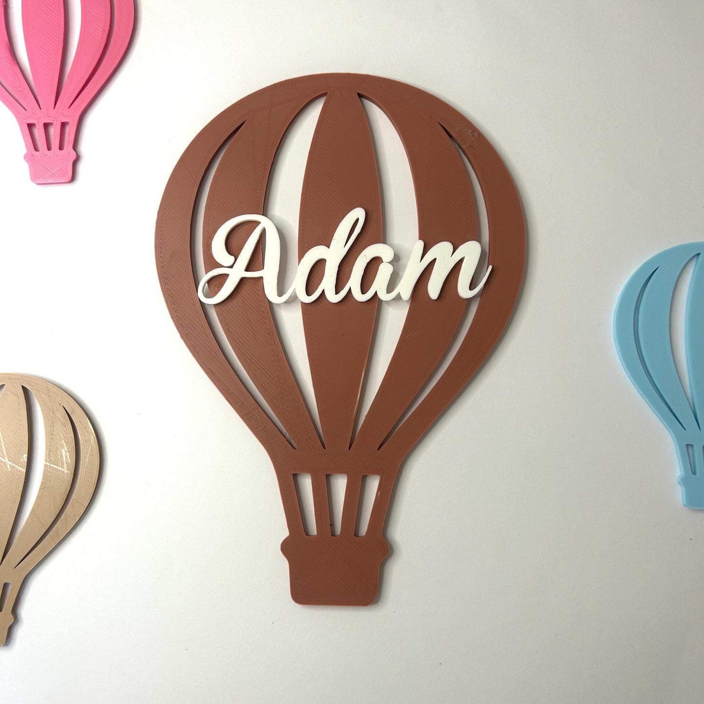 Décoration Murale Montgolfière Personnalisée – Cadeau Original pour Enfant, Déco Chambre Bébé Garçon ou Fille