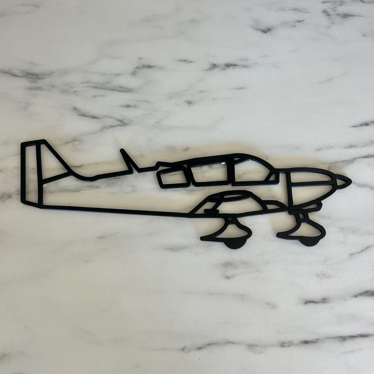Décoration Murale Avion DR400 Personnalisée – Cadeau Original pour Enfant ou Passionné d’Aviation, Anniversaire ou Lâché Solo