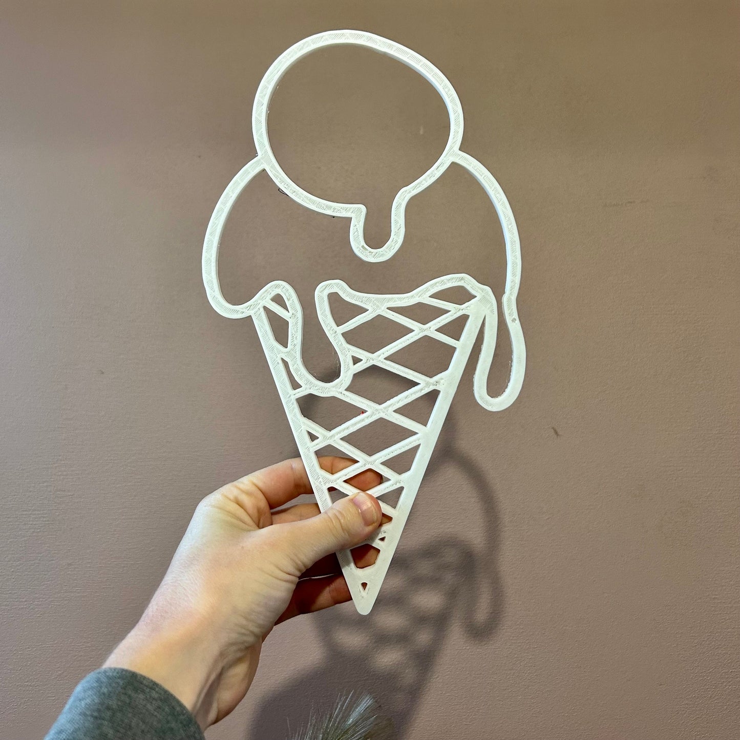 Cornet de glace personnalisé – Décoration murale pour chambre bébé avec prénom ou mot à accrocher