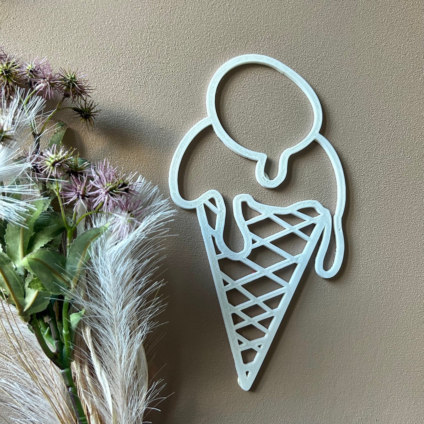 Cornet de glace personnalisé – Décoration murale pour chambre bébé avec prénom ou mot à accrocher